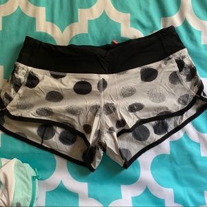 Lululemon speed shorts size 6